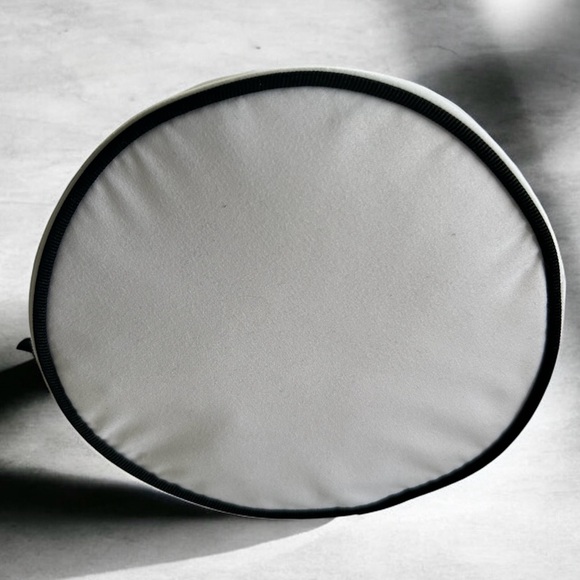 Chanel Beauté White & Black Drawstring Bag Converted to Crossbody - Picture 6 of 8